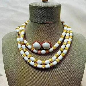 Rare! Vintage 1960s crown Trifari White gold Necklace Earrings Demi Parure